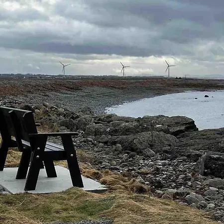 River View - Modern 4 Bedroom Cabraghkeel