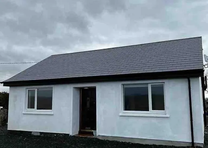 River View - Modern 4 Bedroom *