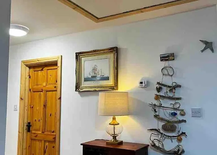 Ferienhaus River View - Modern 4 Bedroom Cabraghkeel